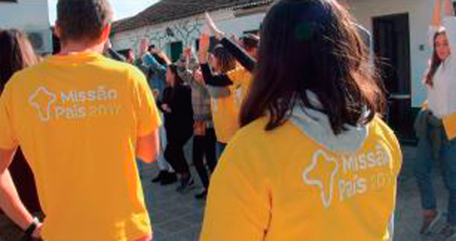 Jovens, estudantes e missionários: A Missão País em Almeirim Missão-País